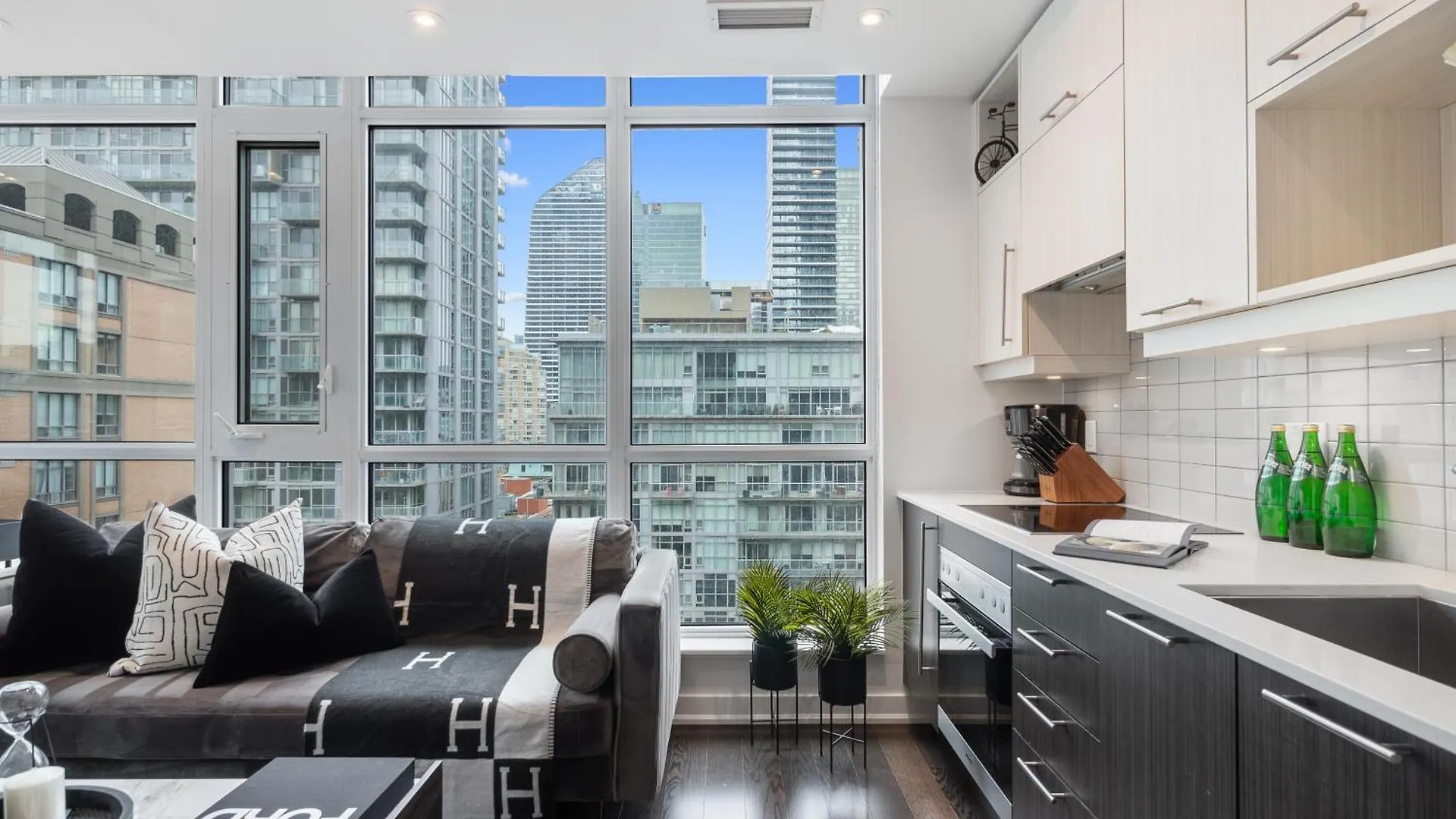 Apartmán Freed Suites - Downtown Toronto